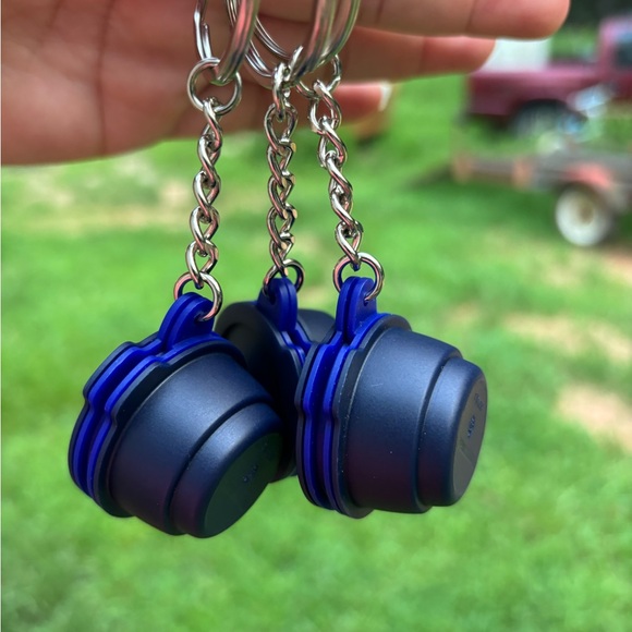 TUPPERWARE KEYCHAINS (3 PIECES SET) - Picture 3 of 16